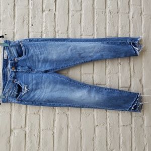 Blanknyc skinny classique distressed hem jeans
